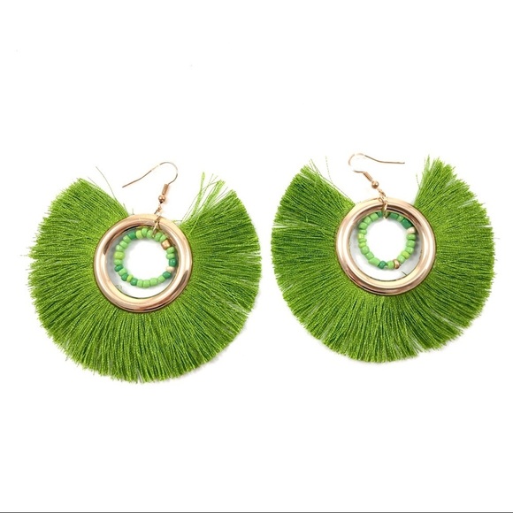Large gold hoop green tassel circle earrings - Picture 6 of 8